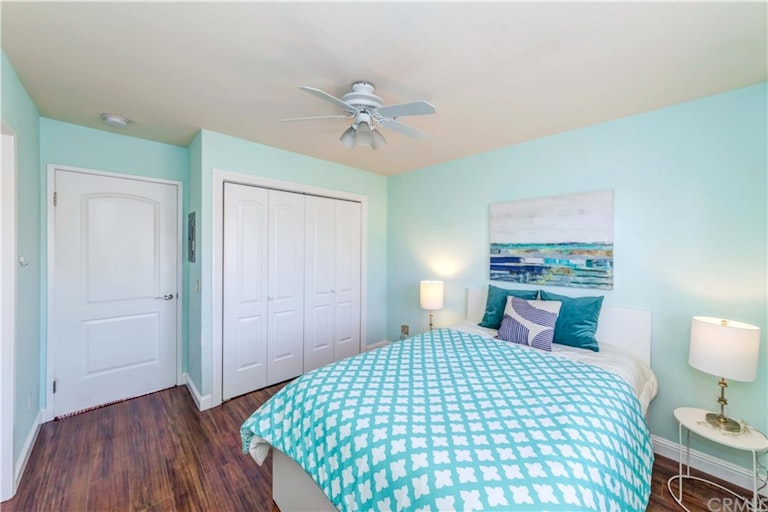 Photo 24 of 46 - 880 E Chestnut St, Anaheim, CA 92805