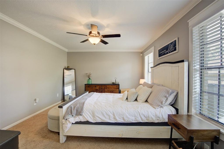 Photo 23 of 48 - 4918 Dobbin Springs Ln, Kingwood, TX 77345