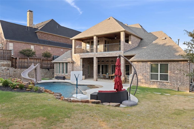 Photo 35 of 40 - 1041 Wagner Way, Lantana, TX 76226