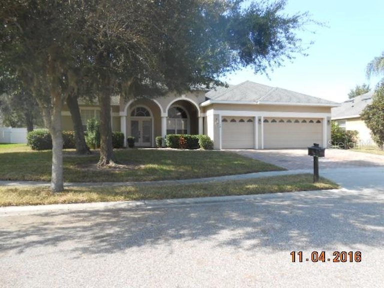 Photo 1 of 13 - 140 Hopewell Dr, Ocoee, FL 34761