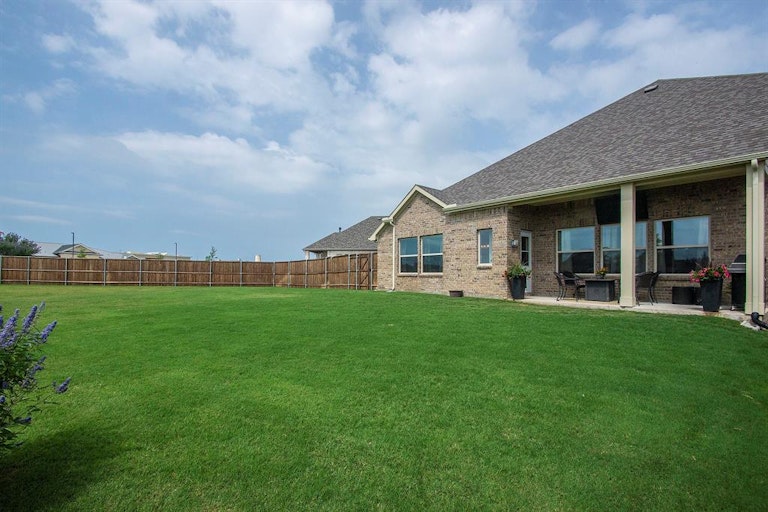 Photo 32 of 34 - 2221 Graham Rd, Anna, TX 75409