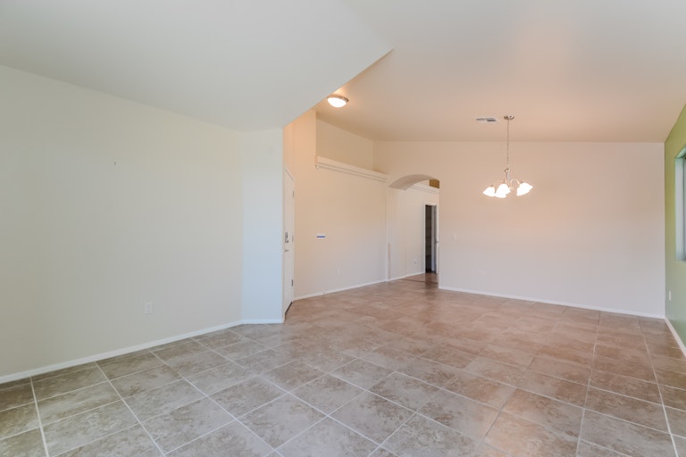 Photo 8 of 25 - 14211 N Chaco Journey Ave, Marana, AZ 85658