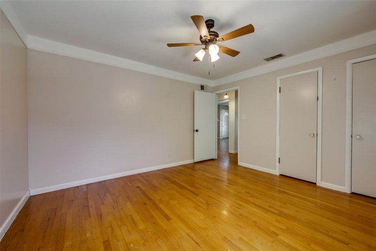 Photo 19 of 23 - 4512 Rutland Ave, Fort Worth, TX 76133