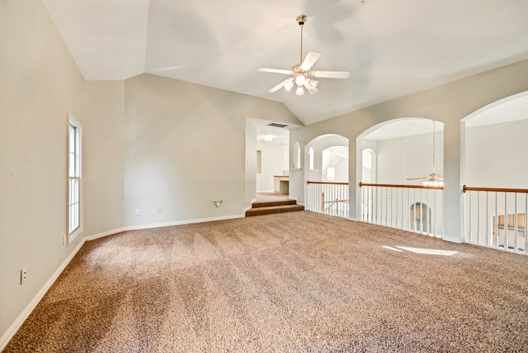Photo 15 of 31 - 3612 Amber Hills Dr, Dallas, TX 75287