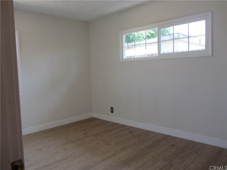 Photo 11 of 25 - 21646 Eucalyptus Ave, Moreno Valley, CA 92553