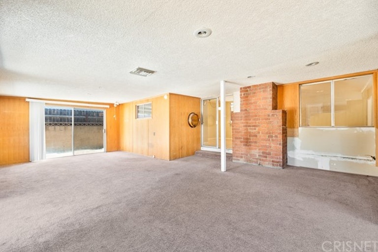 Photo 30 of 48 - 7014 Oakdale Ave, Winnetka, CA 91306