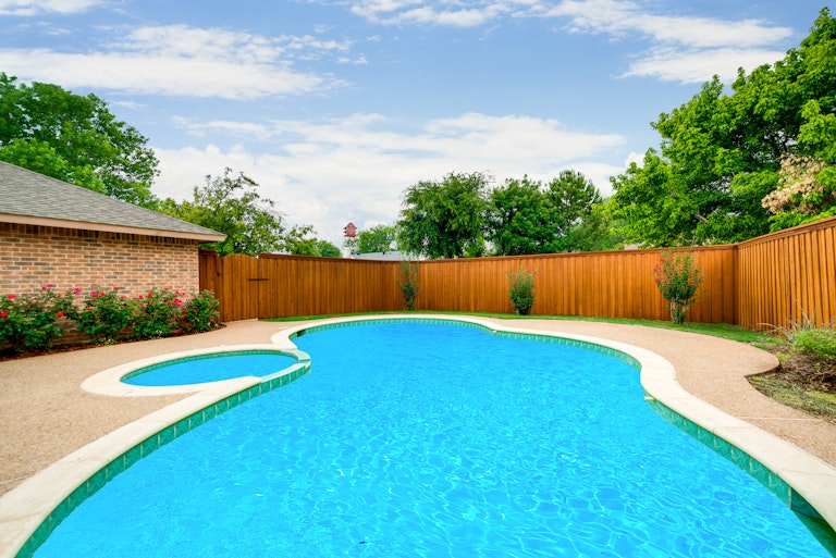 Photo 29 of 30 - 253 Bellwood Dr, Garland, TX 75040