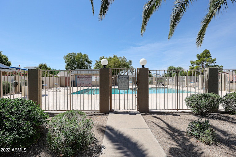 Photo 30 of 31 - 8865 W Morningside Dr, Peoria, AZ 85382