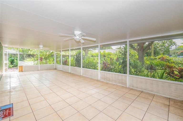 Photo 21 of 32 - 3245 Big Valley Dr, Lakeland, FL 33812