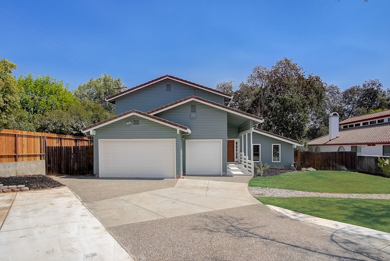 Photo 8 of 36 - 4232 Empire Way, Carmichael, CA 95608