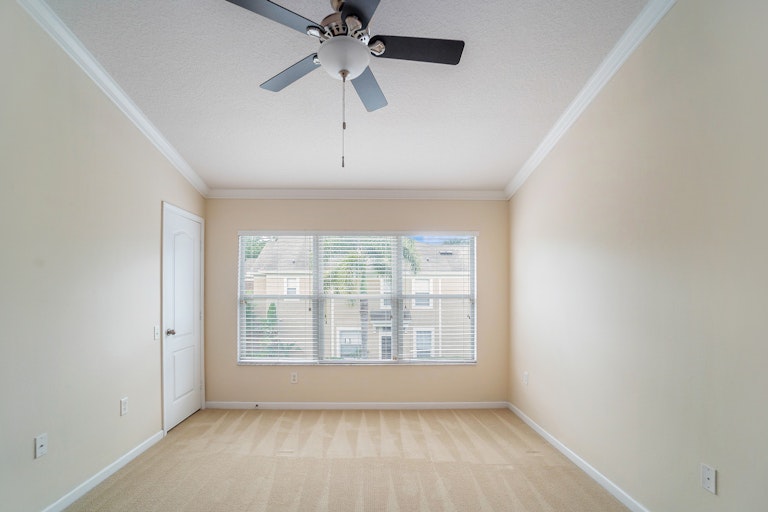 Photo 9 of 13 - 8364 72nd St E, Bradenton, FL 34201
