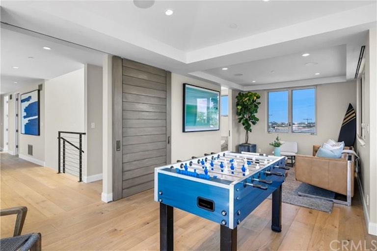 Photo 30 of 56 - 763 11th St, Manhattan Beach, CA 90266