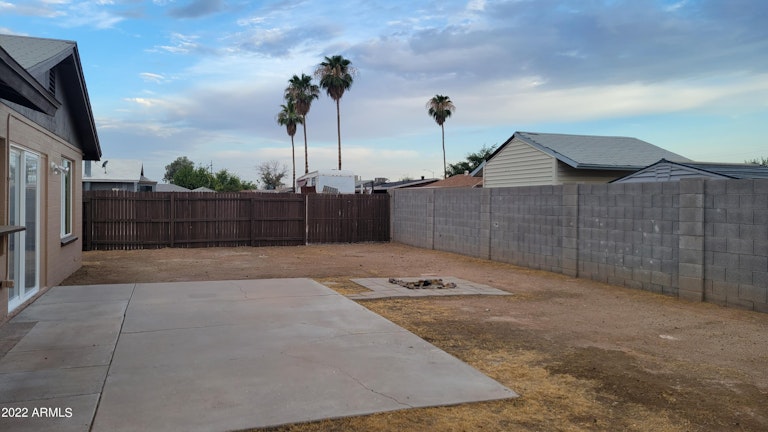 Photo 6 of 20 - 2228 W Danbury Rd, Phoenix, AZ 85023