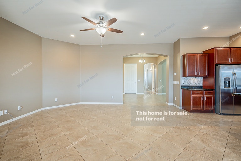 Photo 9 of 32 - 15312 S 181st Dr, Goodyear, AZ 85338
