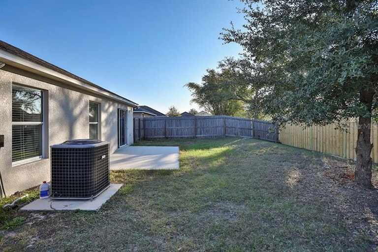 Photo 25 of 25 - 815 Brenton Leaf Dr, Ruskin, FL 33570