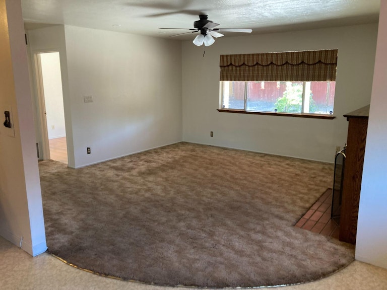 Photo 11 of 22 - 10463 Malaga Way, Rancho Cordova, CA 95670