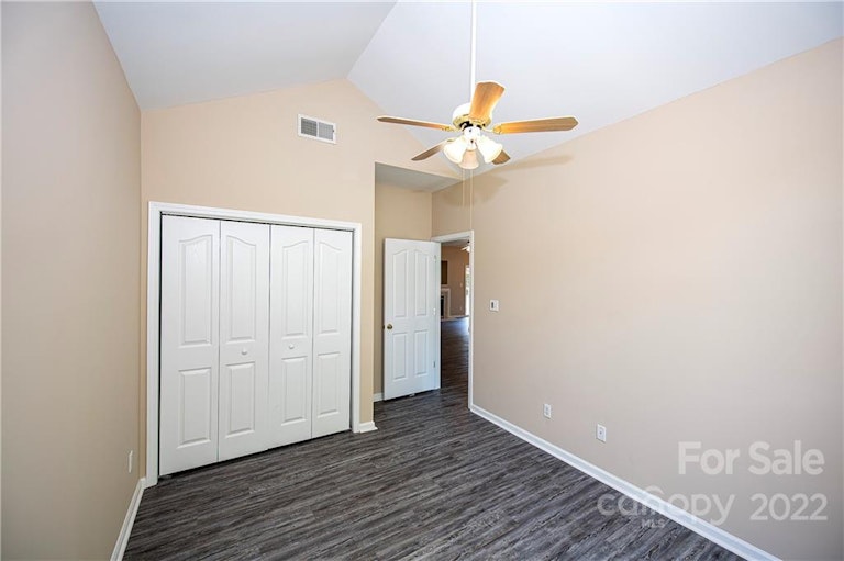 Photo 17 of 31 - 14916 Cane Field Dr, Charlotte, NC 28273