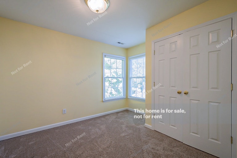 Photo 17 of 23 - 209 Calebra Way, Cary, NC 27519
