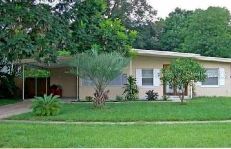 Photo 1 of 13 - 4426 Rossmore Dr, Orlando, FL 32810