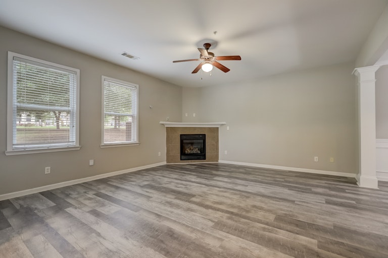 Photo 6 of 30 - 20 Tahoe Dr, Newnan, GA 30263