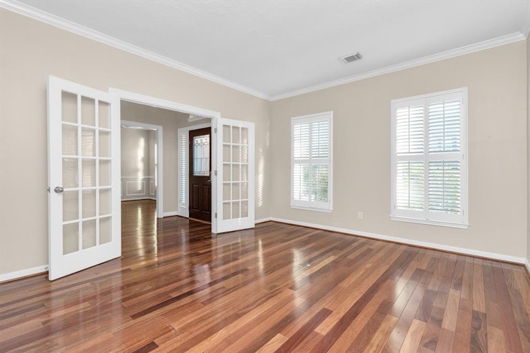 Photo 6 of 33 - 610 Ironwood Dr, Richmond, TX 77406
