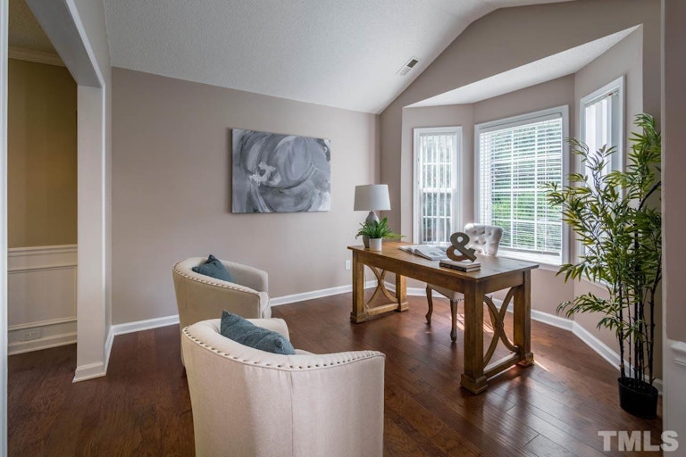 Photo 3 of 46 - 5 Ingram Ct, Durham, NC 27713