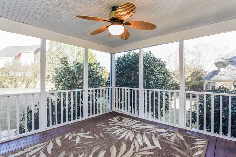 Photo 23 of 25 - 503 Oldwyck Dr, Fuquay Varina, NC 27526