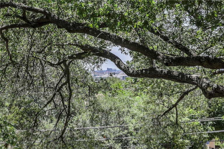 Photo 38 of 40 - 4905 Crestway Dr, Austin, TX 78731