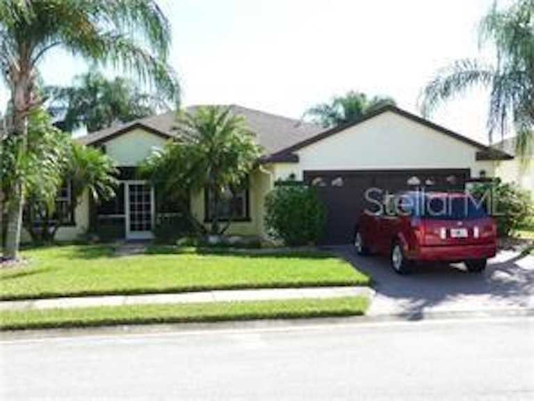 Photo 1 of 19 - 3320 Songbird Ln, Lakeland, FL 33811