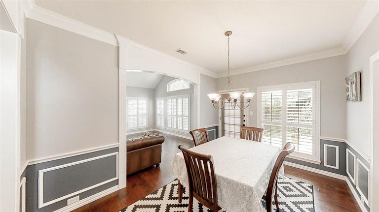 Photo 18 of 34 - 1800 Tara Ct, Flower Mound, TX 75028