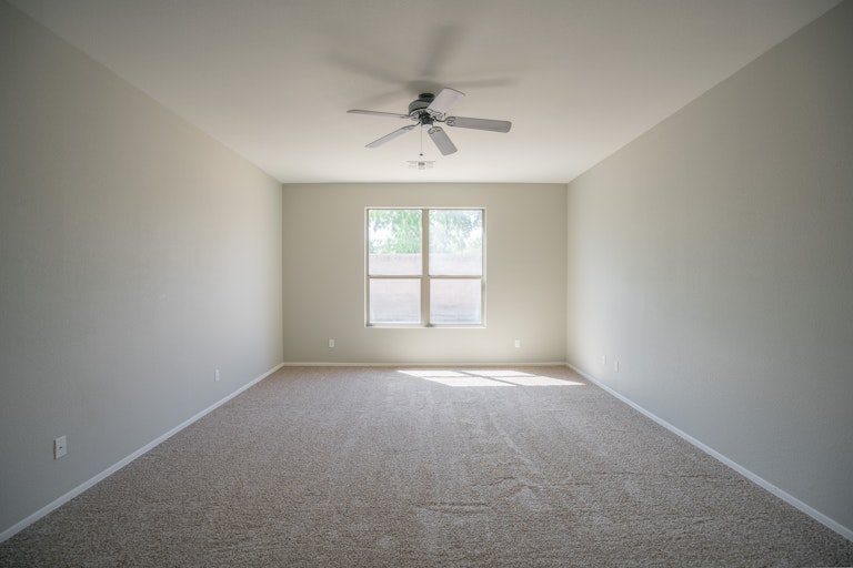 Photo 8 of 19 - 16166 N 170th Ln, Surprise, AZ 85388