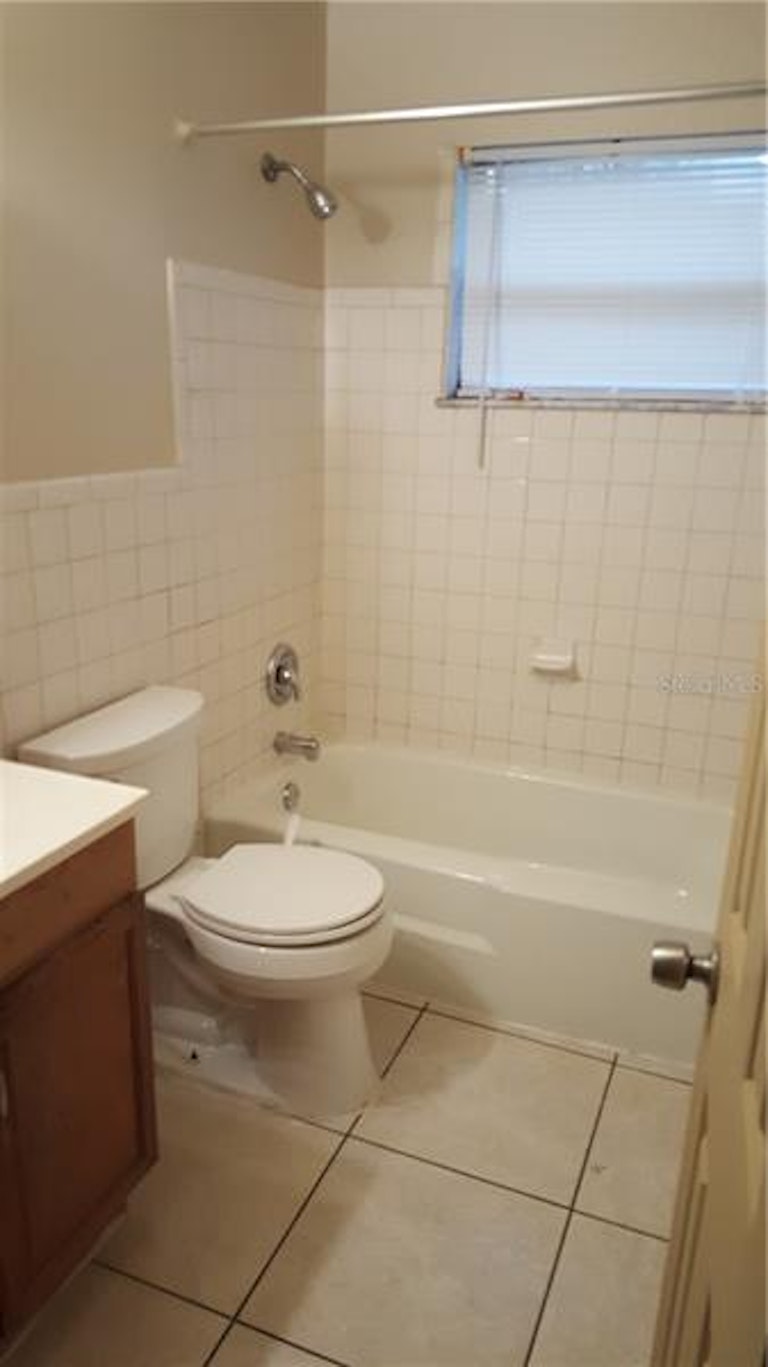 Photo 4 of 7 - 10106 N 10th St, Tampa, FL 33612
