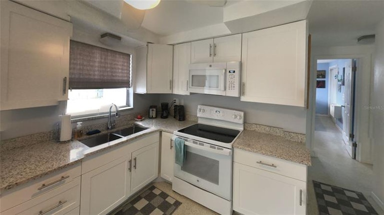 Photo 13 of 19 - 3745 Brock St, New Port Richey, FL 34652