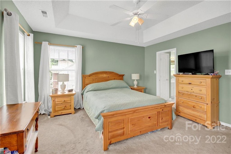 Photo 15 of 18 - 8518 Mineral Ridge Way, Charlotte, NC 28269