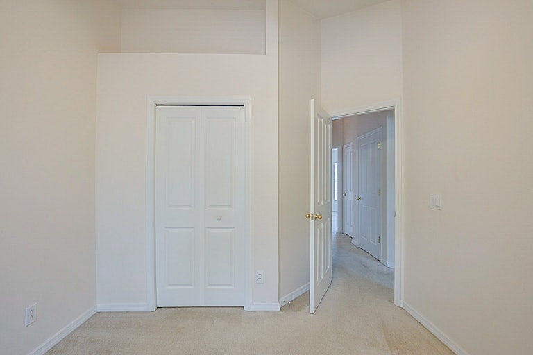 Photo 18 of 21 - 17056 Dorman Rd, Lithia, FL 33547
