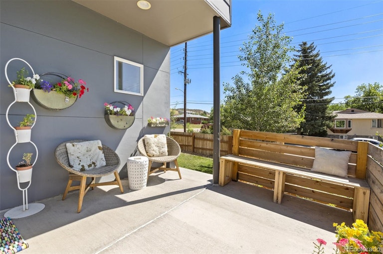 Photo 5 of 40 - 16407 W 13th Ln, Golden, CO 80401