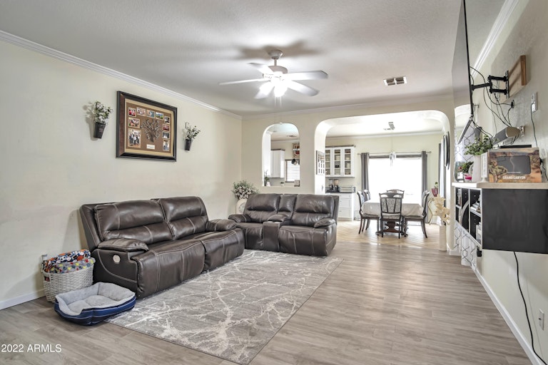 Photo 3 of 15 - 2272 W 22nd Ave, Apache Junction, AZ 85120