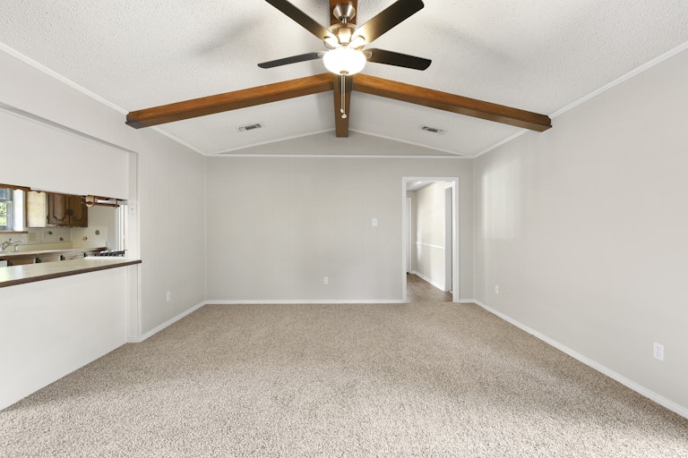 Photo 8 of 26 - 142 Bailey Dr, Desoto, TX 75115