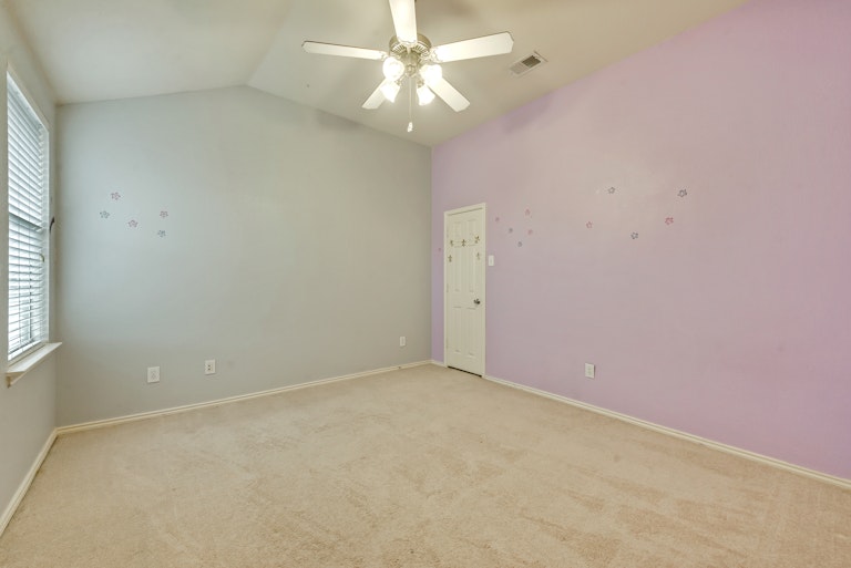 Photo 21 of 25 - 3700 Diamond Ranch Rd, Roanoke, TX 76262