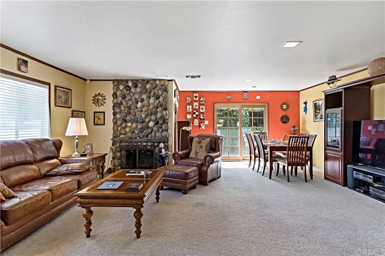 Photo 6 of 37 - 19002 E Haltern Ave, Glendora, CA 91740