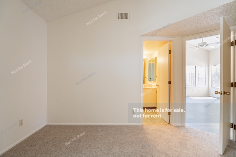 Photo 12 of 20 - 7510 E Beach Dr, Tucson, AZ 85715