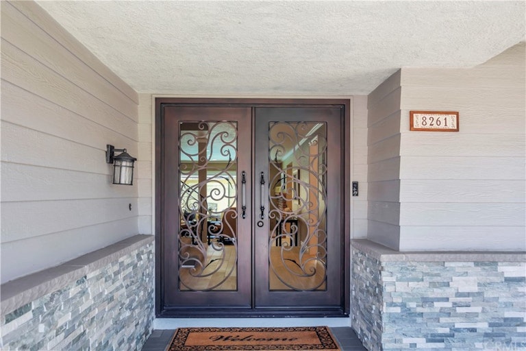 Photo 11 of 51 - 8261 Suffield St, La Palma, CA 90623