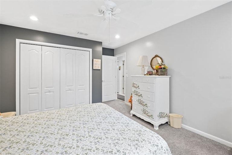 Photo 22 of 40 - 5085 Florentine Ct, Spring Hill, FL 34608