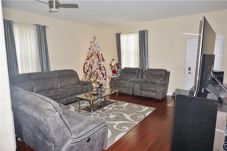 Photo 10 of 25 - 1589 Imperial Key Dr, Trinity, FL 34655