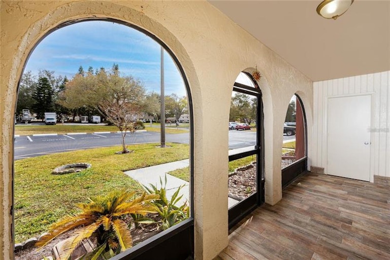Photo 6 of 12 - 6324 Bonnie Bay Cir N, Pinellas Park, FL 33781