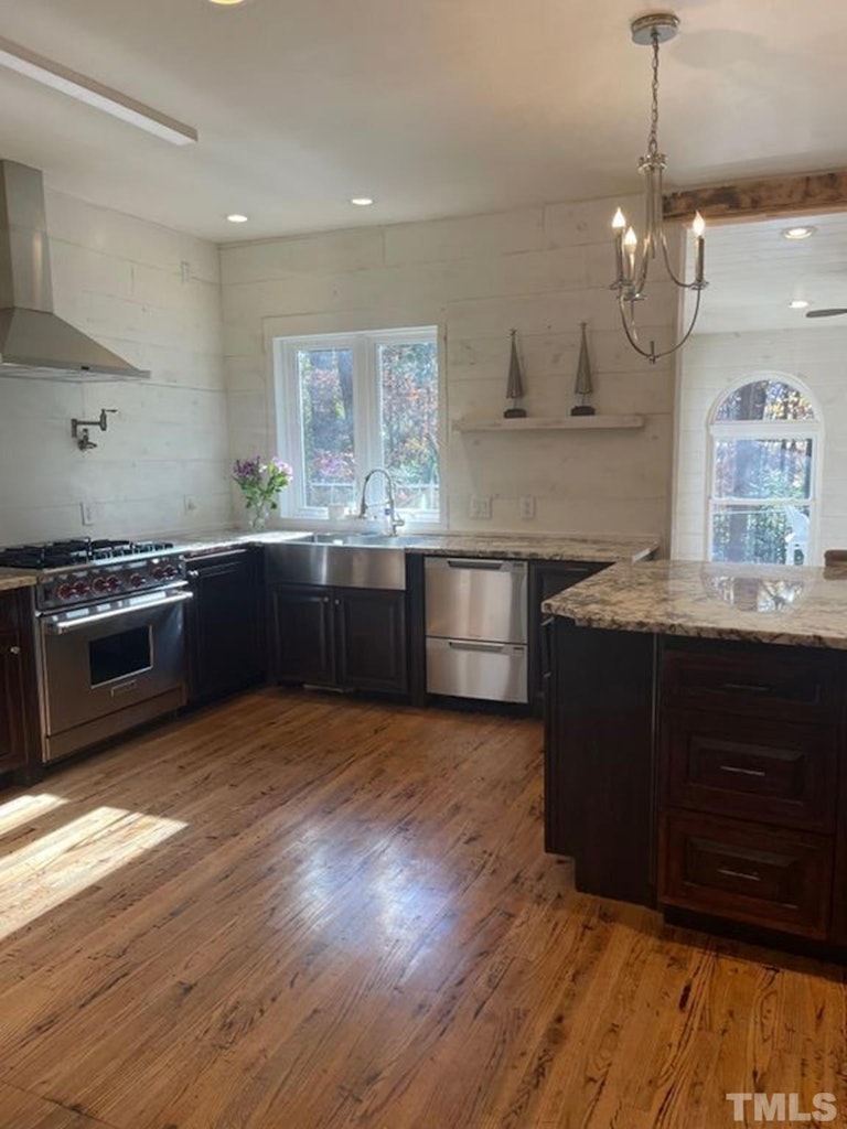 Photo 21 of 49 - 1204 Queensferry Rd, Cary, NC 27511