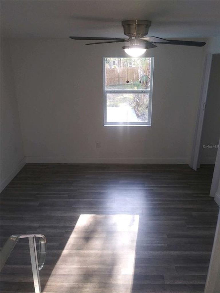 Photo 28 of 28 - 5832 10th St, Zephyrhills, FL 33542