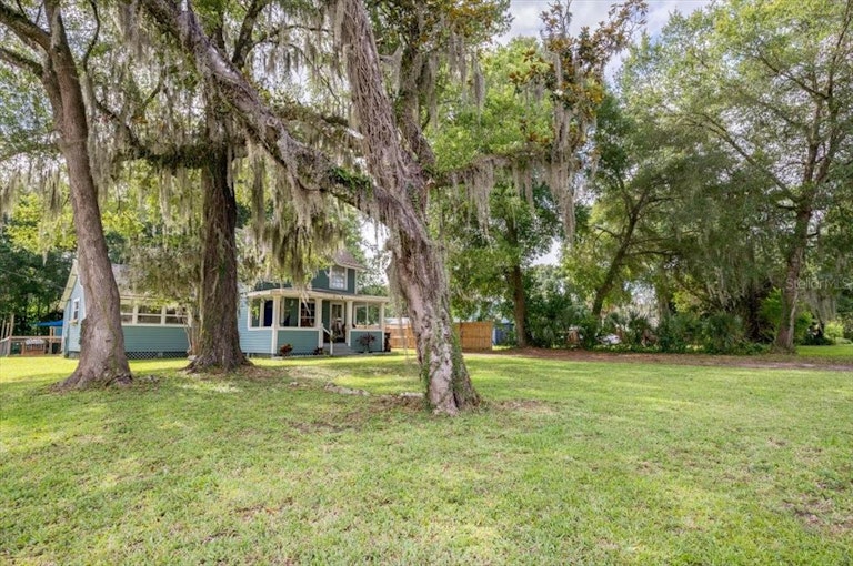 Photo 30 of 30 - 1802 Lenna Ave, Seffner, FL 33584