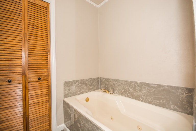 Photo 19 of 30 - 3813 Bond St, Rowlett, TX 75088