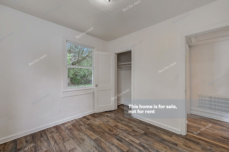 Photo 25 of 27 - 1718 McMillan St, Jacksonville, FL 32209
